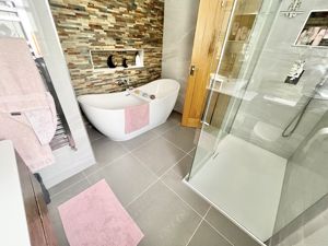 En-suite Bathroom/Shower- click for photo gallery